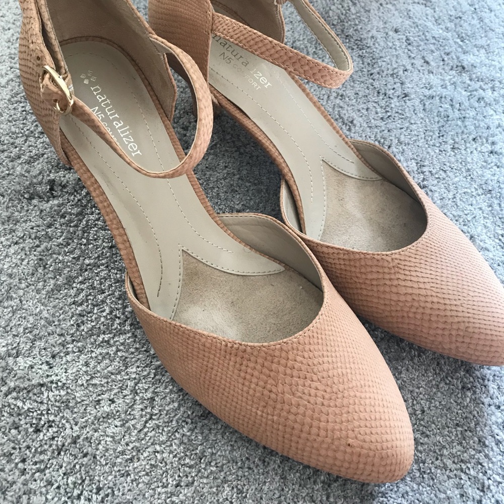 Naturalized Nude Dress Work Heels size 9